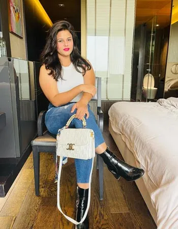 Gorgeous Vrindavan Call Girl